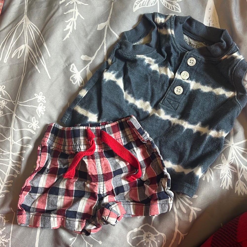 Carters newborn 4th of July set, supper cute worn once